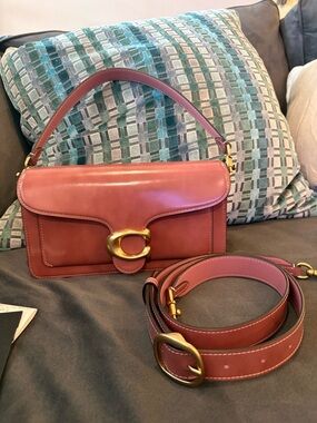 Coach Leather Tabby 26 in peony with brass Hardware